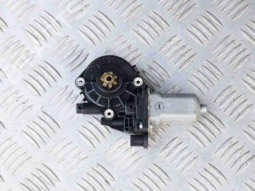 Left rear window motor TOYOTA HILUX VII Pickup (_N1_, _N2_, _N3_) 3.0 D-4D 4WD (KUN26) | BP6729473E23