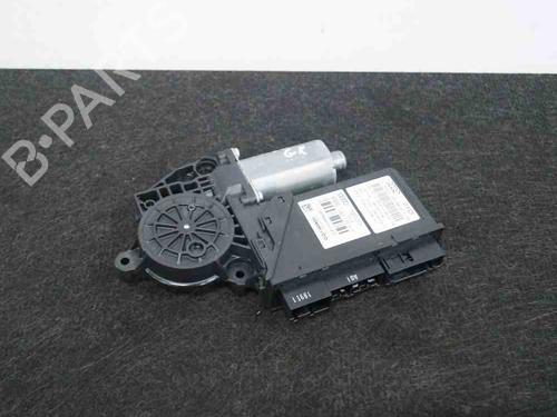 Rudehejsemotor bagstkærm venstre AUDI A8 D3 (4E2, 4E8) 3.0 TDI quattro (233 hp) 6736880