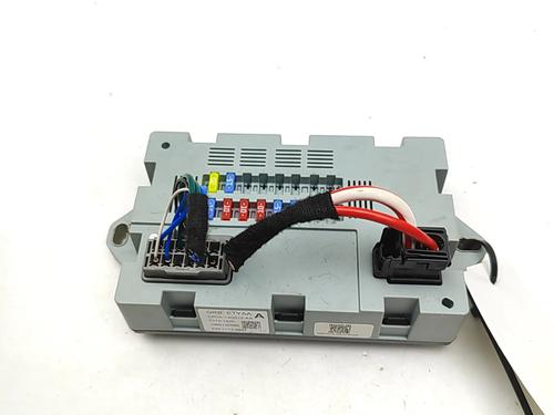 fuse-box-jaguar-f-pace-x761-2015-33395478 main image