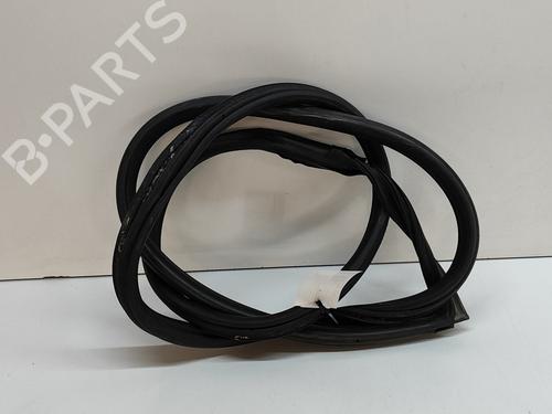 Used Rubber door seal PORSCHE CAYMAN (987) S 3.4 (295 hp) 28062232
