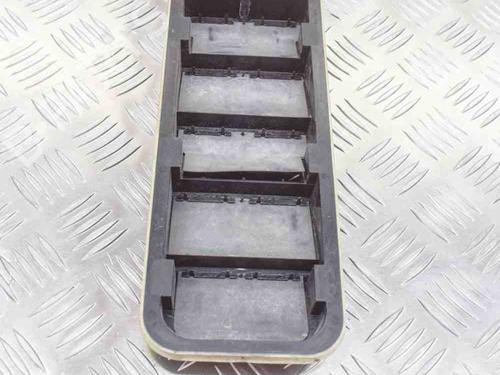 Used Grille VOLVO V40 Hatchback (525) D4 (177 hp) 14614811