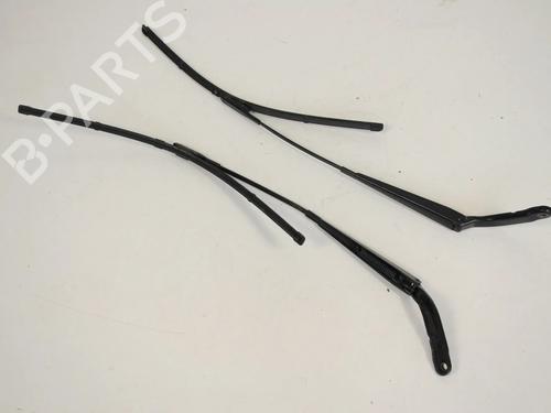 Used Front windshield wiper arm MERCEDES-BENZ SPRINTER 3-t Van (B906) 216 CDI (906.611, 906.613) (163 hp) 30244946