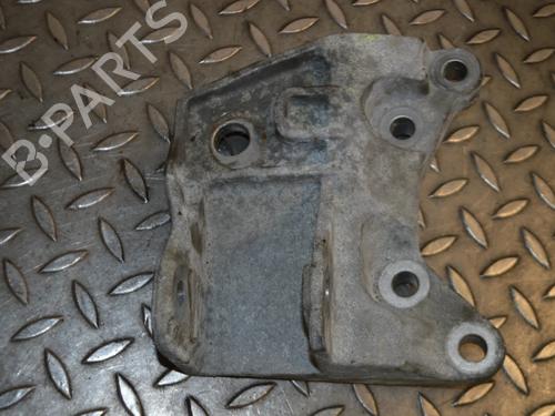 Used Engine mount Engine mount LAND ROVER RANGE ROVER EVOQUE (L538) 2.0 D 4x4 (150 hp) 30282273 30282273