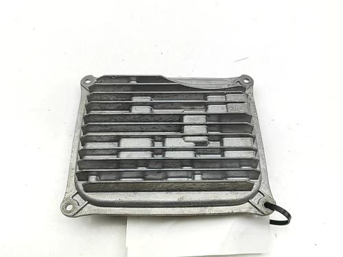 BP30492937M83 main image