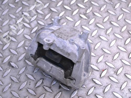 Used Engine mount Engine mount AUDI A3 Sportback (8PA) 2.0 TDI 16V (140 hp) 33344940 33344940