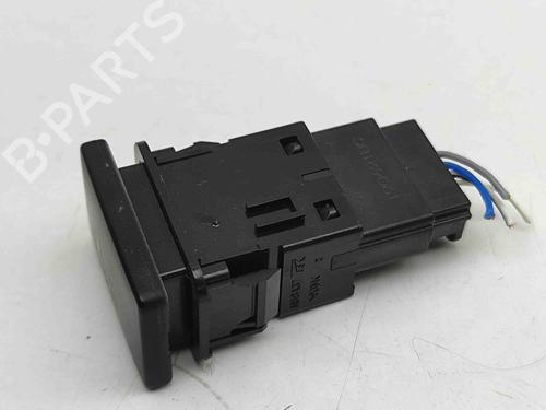 Switch TOYOTA HILUX VIII Pickup (_N1_) 2.4 D 4WD (GUN125_, GUN125R) | BP29459451I30