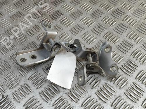hingedoor-check-strap-toyota-prius-_w5_-2015-2016-2017-2018-2019-2020-2021-2022-27257782 main image