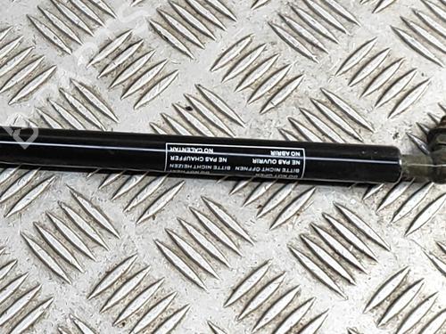 Hood lift support TOYOTA LAND CRUISER PRADO (_J12_) 3.0 D-4D (KDJ120, KDJ125) | BP27295654C139 