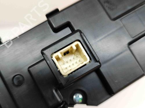 Climate control TOYOTA HILUX VIII Pickup (_N1_) 2.4 D 4WD (GUN125_, GUN125R) | BP17077298I5 