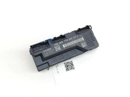 Used Electronic module VW TOUAREG (7P5, 7P6) 3.0 V6 TDI (262 hp) 26013683