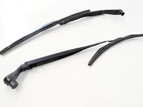 Brazo limpia delantero JEEP GRAND CHEROKEE IV (WK, WK2) 3.0 CRD V6 4x4 | BP30210428C143