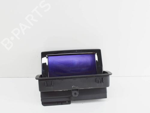 Used Display monitor AUDI Q3 (8UB, 8UG) RS 2.5 quattro (310 hp) 13465360