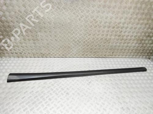 Venstre side kjol Venstre side kjol AUDI A3 Sportback (8VA, 8VF) 1.6 TDI (110 hp) 39939599 39939599