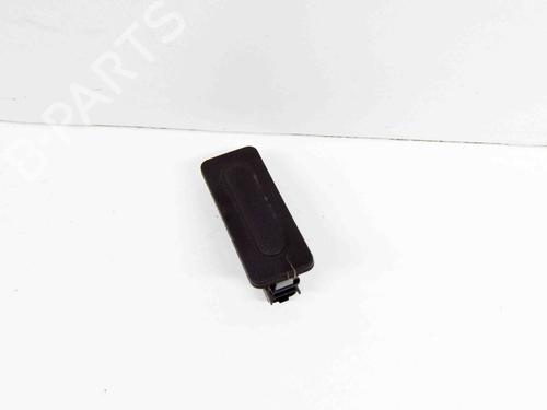 Tailgate handle PEUGEOT 3008 II SUV (MC_, MR_, MJ_, M4_) 1.6 THP 165 (M45GYW, M45GZW, M45GYV) | BP11252480C132 