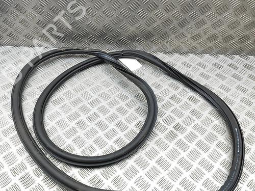 Gummiliste SEAT ATECA (KH7, KHP) 1.5 TSI | BP33383038C142 - Image 4