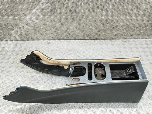 middle-console-bentley-continental-coupe-3w_-393-2003-2004-2005-2006-2007-2008-2009-2010-2011-2012-2013-2014-2015-2016-2017-2018-36533642 main image