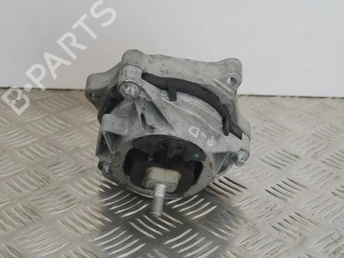 Used Engine mount BMW 1 (F20) M 135 i (320 hp) 6732127