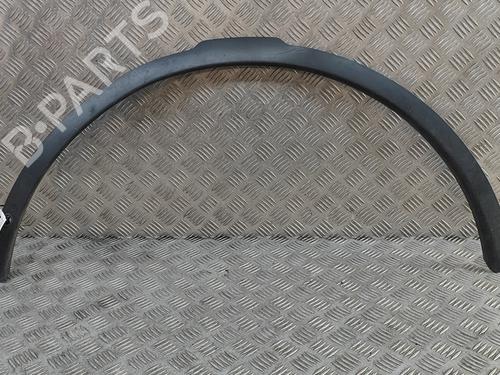Used Front right wheel arch trim LAND ROVER DISCOVERY V (L462) 3.0 Td6 4x4 (258 hp) 27616505