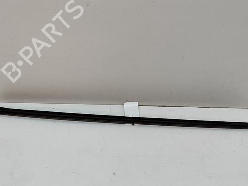 Dørlist TESLA MODEL 3 (5YJ3) EV AWD | BP27768556C150 
