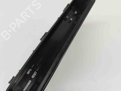 Display monitor TOYOTA HILUX VII Pickup (_N1_, _N2_, _N3_) 2.5 D 4WD (KUN25) | BP24142002C48