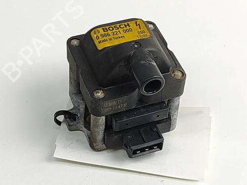 Used Ignition coil VW GOLF III Cabriolet (1E7) 2.0 (115 hp) 25906673
