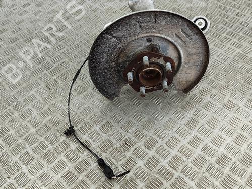 Used Right rear steering knuckle TESLA MODEL 3 (5YJ3) EV AWD (351 hp) 27790251