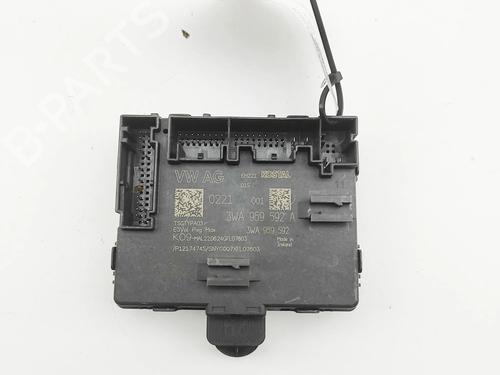 Used Electronic module Electronic module AUDI A3 Sportback (8YA, 8YF) 35 TFSI (150 hp) 39884329 39884329