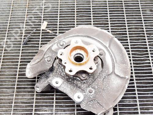 Used Left rear steering knuckle BMW 5 (G30, F90) 530 d (265 hp) 14621364