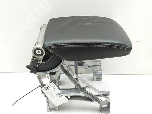 Used Armrest / Center console Armrest / Center console AUDI Q5 (FYB, FYG) SQ5 TFSI quattro (354 hp) 33395935 33395935