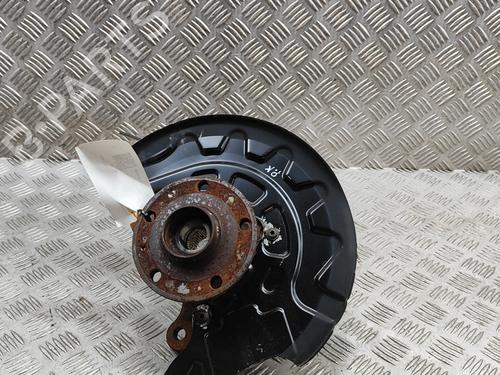 Used Left front steering knuckle VW GOLF VII (5G1, BQ1, BE1, BE2) e-Golf (115 hp) 26017488