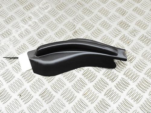 Griglia sotto parabrezza Griglia sotto parabrezza 37642508 37642508