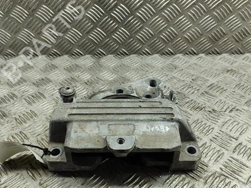 engine-mount-mercedes-benz-a-class-w177-2018-27767318 main image