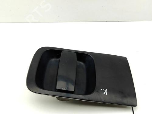 Venstre bagtil udvendigt håndtag HYUNDAI H-1 Cargo (TQ) 2.5 CRDi (116 hp) 32061390