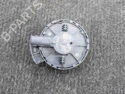 Sensor electrónico TESLA MODEL 3 (5YJ3) EV (283 hp) 27747846