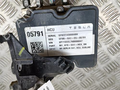 ABS pump TESLA MODEL Y (5YJY) EV Performance All-wheel Drive | BP28558050M43