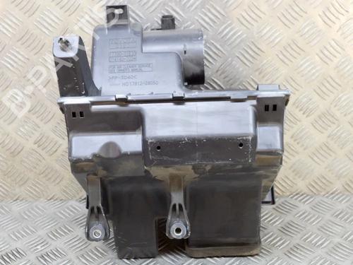 Used Air filter box BMW X3 (F25) xDrive 20 d (184 hp) 13320218