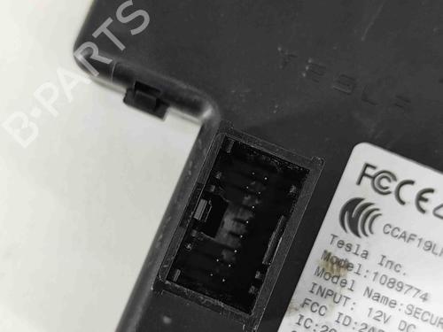 Elektronisk modul TESLA MODEL 3 (5YJ3) EV | BP27766116M83 