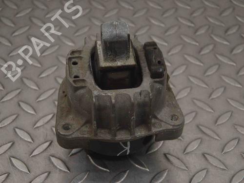 Used Engine mount BMW 6 Convertible (F12) 640 d (313 hp) 30244295