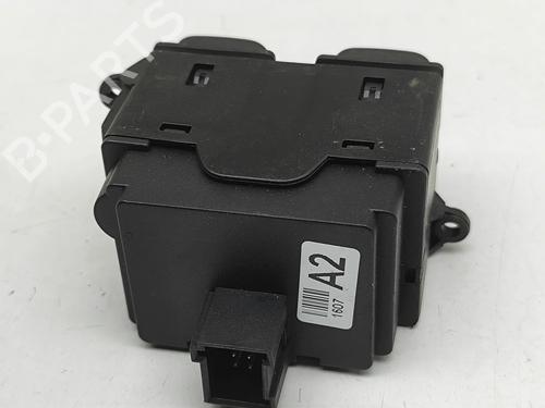 Switch JAGUAR XJ (X350, X358) D 2.7 | BP33381211I30 - Image 3
