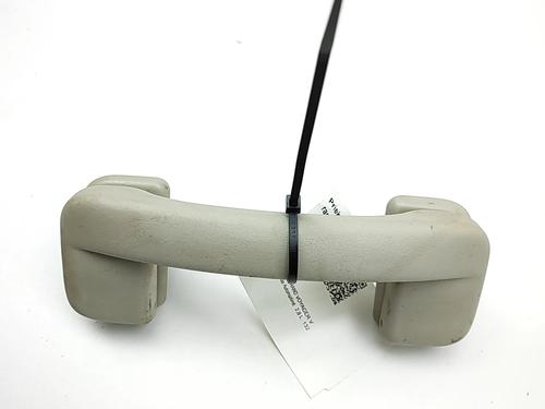 Used Interior roof handle Interior roof handle 38071549 38071549