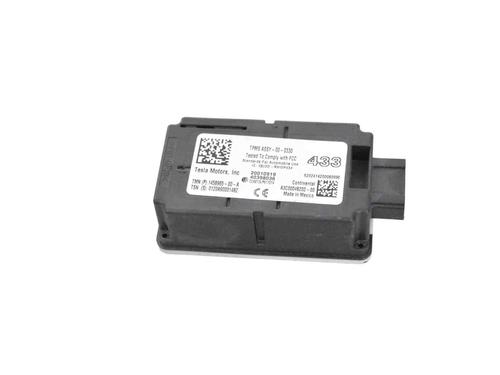 Elektronisk modul TESLA MODEL 3 (5YJ3) EV AWD (351 hp) 30250243