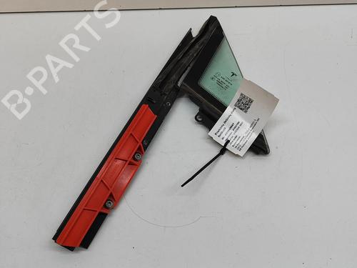 front-right-quarter-glass-tesla-model-s-5yjs-2012-33373108 main image