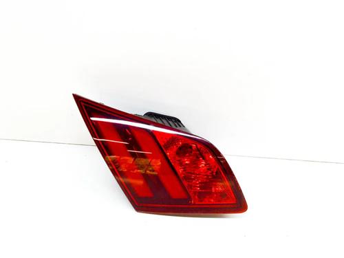 Used Left tailgate light Left tailgate light PEUGEOT 308 II (LB_, LP_, LW_, LH_, L3_) 1.6 HDi / BlueHDi 115 (115 hp) 8353289 8353289