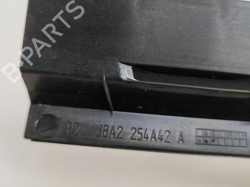 Door moulding trim LAND ROVER RANGE ROVER VELAR (L560) 2.0 D180 TD4 4x4 | BP18164778C150