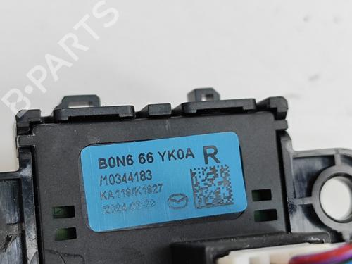 Switch MAZDA CX-30 (DM) e-SKYACTIV-X M Hybrid | BP28557732I30 