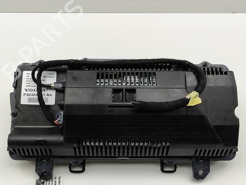 Instrument cluster VOLVO XC40 (536) Recharge AWD | BP29392241C47 