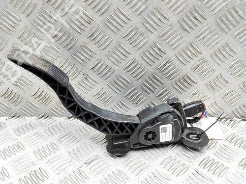 pedal-tesla-model-x-5yjx-2013-36470664 main image