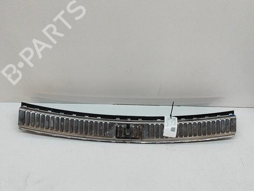 Pynteliste til bagklap Pynteliste til bagklap VW TOUAREG (7P5, 7P6) 3.0 V6 TDI (240 hp) 28045794 28045794