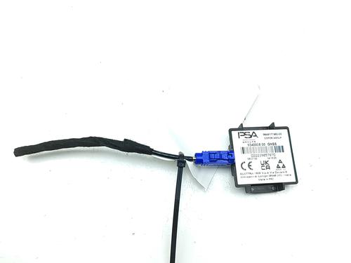 Antenne/Base PEUGEOT 2008 II (UD_, US_, UY_, UJ_, UR_, UC_) e-2008 (UKZKXZ) (136 hp) 30131355