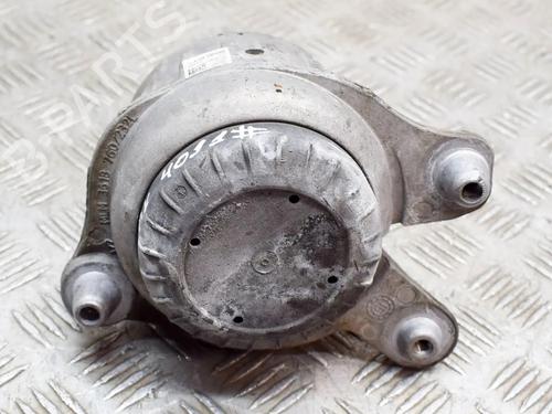 Used Engine mount Engine mount MERCEDES-BENZ C-CLASS (W205) C 200 (205.042) (184 hp) 14454312 14454312